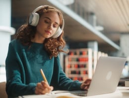 shutterstock_2458397479_260x198